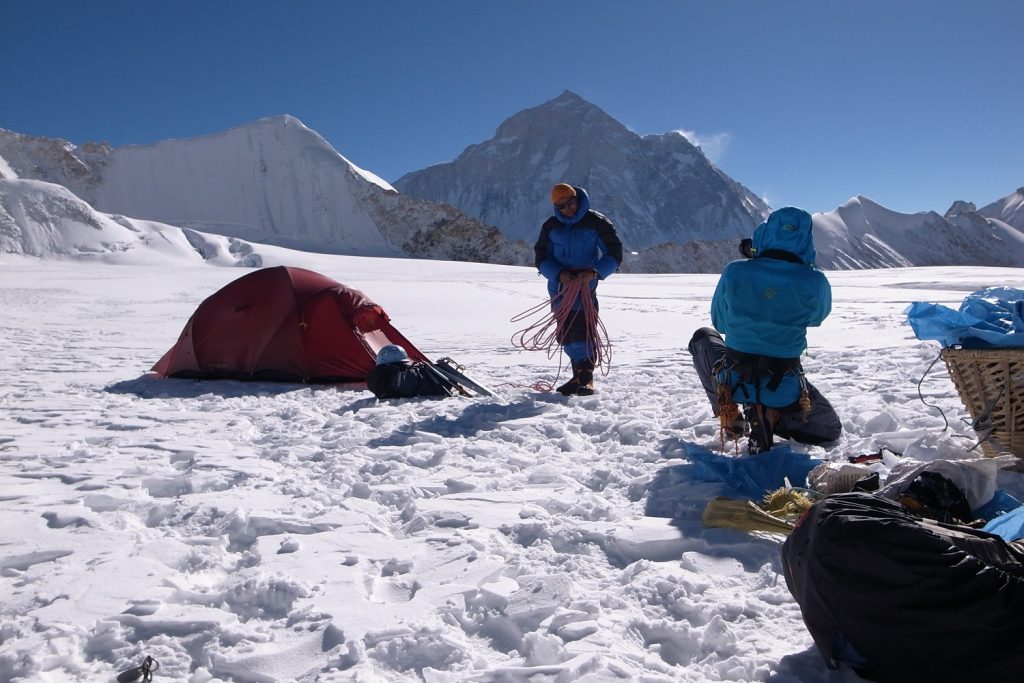 Adventure into the Snow, East-Col West-Col (April 25,2021) 25 to 28 days